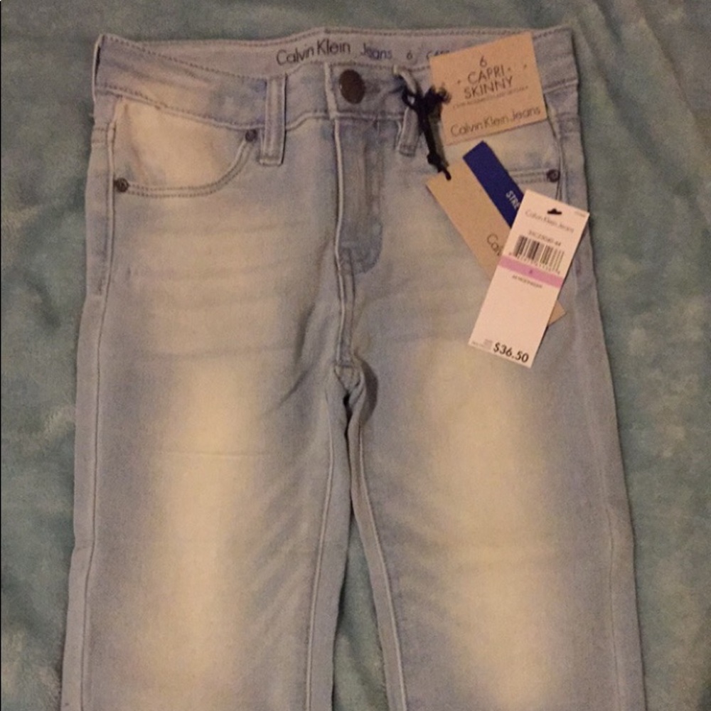 Girls Capri skinny by Calvin Klein!